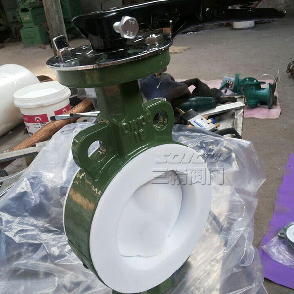 D71F46-16Cķ